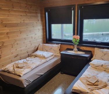 Laukeng Apartment | Arctic Sealodge Malangen cabin 4 Sæterbergan