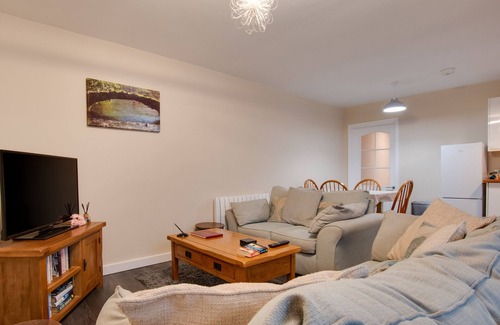 Sudbury House | Ardley Cottage Squirrel