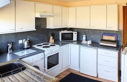 Hallin Cottage | ARDMORE, family friendly, country holiday cottage in Dunvegan