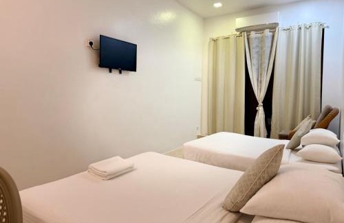 Tanjung Bungah Hotel | Ardour Lodge "B" Wing