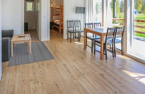 Hagaby House | Are you dreaming of a vacation near the sea? Then this inviting vacation home is just right for you.