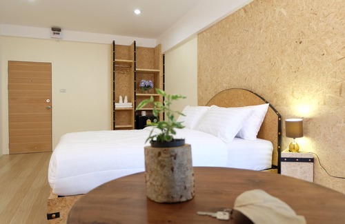 Anusawari Hotel | Area 69 Don Muang Maison