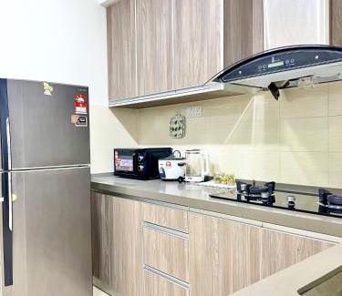 Bayan Lepas Apartment | Arena guesthouse