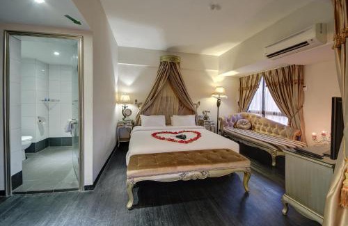Kuantan Hotel | Arenaa Batik Boutique