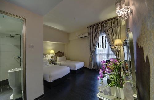 Kuantan Hotel | Arenaa Batik Boutique