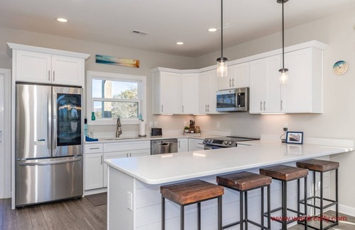 Surf City House | Arendelle - Beautiful 5 BR Home on a Quiet Street; Elevator; Pet Friendly!