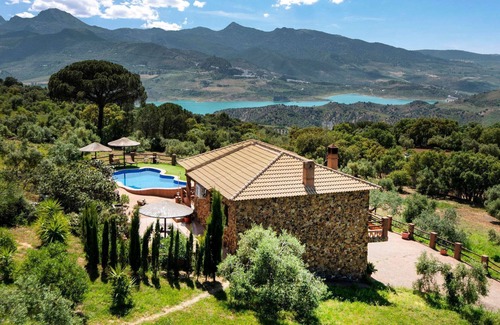 El Gastor Villa | Arenosa - Two Bedroom Villa, Sleeps 4