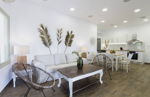 Drios Apartment | Arethousa House
