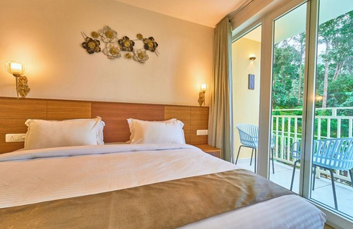 Pallivasal Hotel | Areva Inn Munnar by Voye Homes