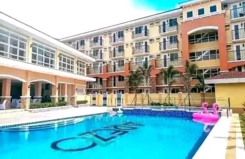 Sasa Apartment | Arezzo Place Condo