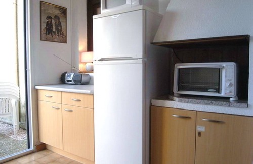 Argeles Plage Apartment | Argelès-sur-Mer: Cozy 1BR Apt w/Terrace, Pool, Tennis, 500m from Beach, Parking