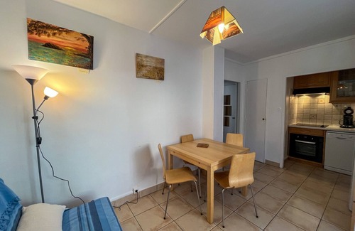 Argeles Plage Apartment | Argelès-Plage: comfy T2, near beach and shops