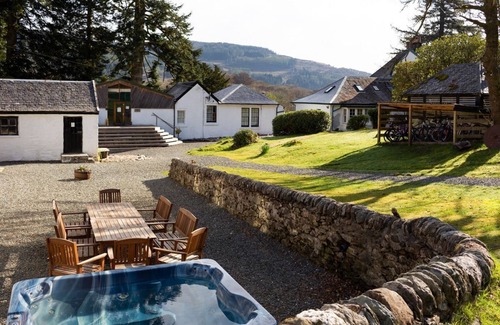 Colintraive Villa | Argyll Barn - Seven Bedroom Villa, Sleeps 14