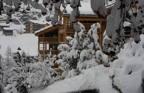 Zermatt Apartment | Ari Resort