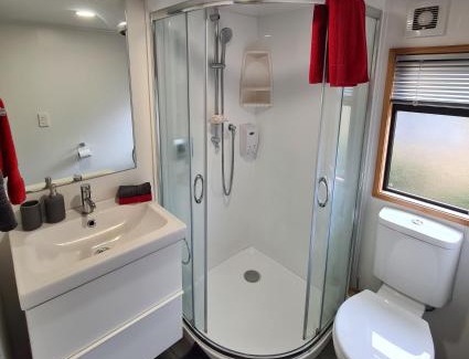 Pukehangi Apartment | Arias Farm accomodation Rotorua