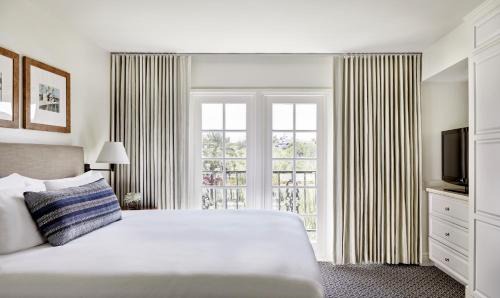 Phoenix Resort | Arizona Grand Resort