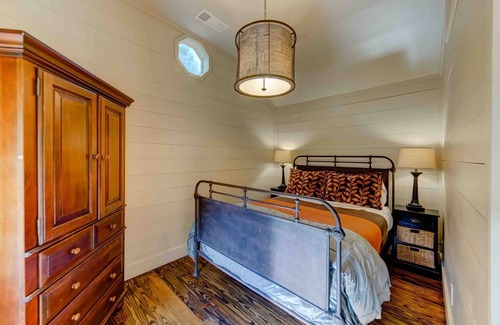 Gainesville Resort | Ark On Lake Lanier | Reunions | Corporate Retreats