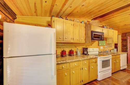 Murfreesboro Cabin | Arkansas Log Cabin Rental Near Lake Greeson!