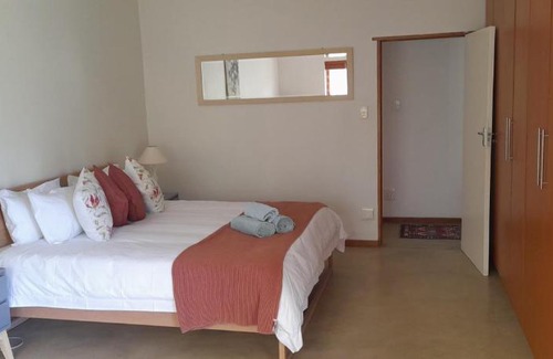 Stellenbosch House | Arkelshoek Cottages