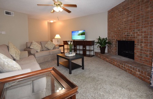 West Arlington House | Arlington Home Fully Furnished Fast Internet New Beds and Linen / Unlimited WIFI