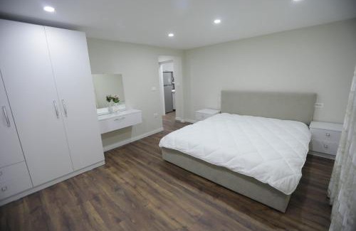 Elbasan Apartment | Arlis Apartments - near North and South Terminal