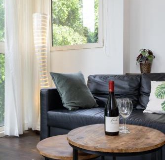 Tel Aviv City Center Apartment | Arlozorov by TLV2RENT