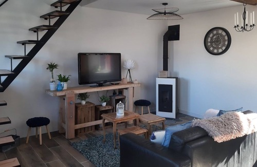 Bosc-Roger-sur-Buchy House | ARMADA 2023 Beautiful tastefully renovated barn, with farm animals!