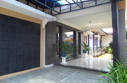 Klojen Hotel | Armi Hotel Malang
