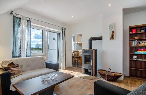 Laubbach Apartment | Arnold Laubbach