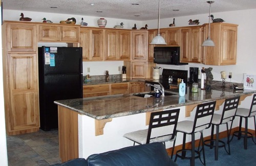 Grand Lake Condo | Arnold's Luxury Lake Front Condo and Marina