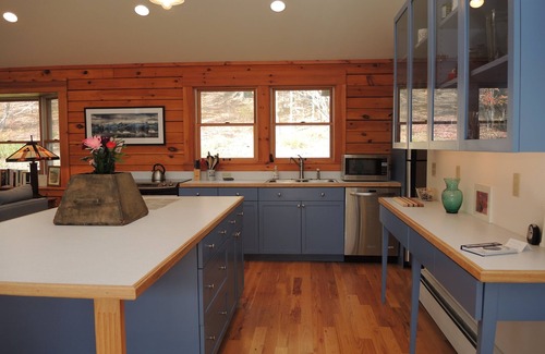 Oneonta House | Arnoldson House - Dramatic rolling hill views, modern, spacious great room
