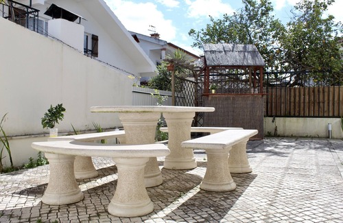 Charneca de Caparica e Sobreda Villa | Aroeira Palm Beach Villa