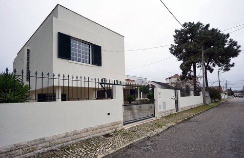 Charneca de Caparica e Sobreda Villa | Aroeira Palm Beach Villa