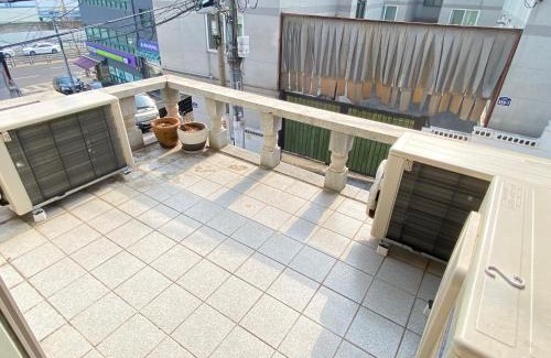 Cheongpa-dong Villa | Aroha house for Foreign guests only