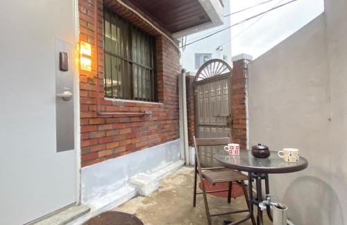 Cheongpa-dong Villa | Aroha house for Foreign guests only