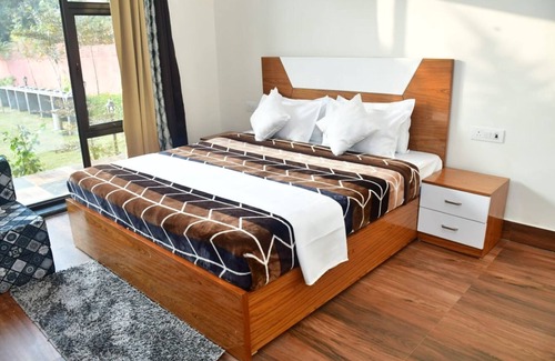Bhiwadi Hotel | Aroma Green Resort