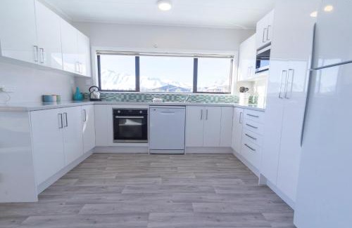 Lake Tekapo House | Arosa - Lake Tekapo