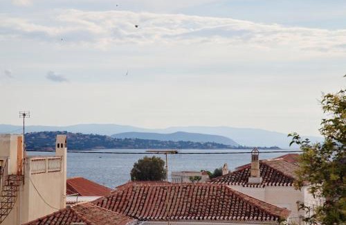Spetses Apartment | Arourahomes Spetses Town Suites
