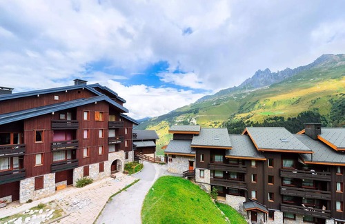 Meribel-Mottaret Apartment | Arpasson Residence - Renovated apartment on the slopes in Mottaret