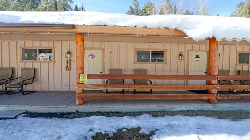 Red River Apartment | Arrowhead 18