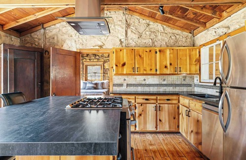 Wimberley House | Arrowhead Lake Retreat: Family Fun and Adventure!