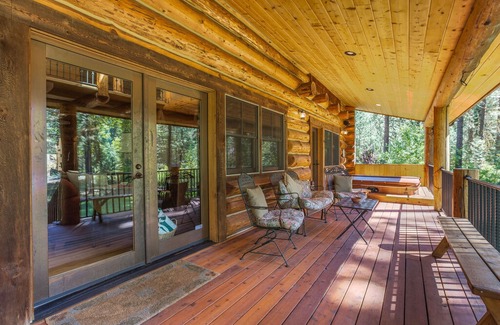 Plain Cabin | Arrowhead Lodge in Leavenworth