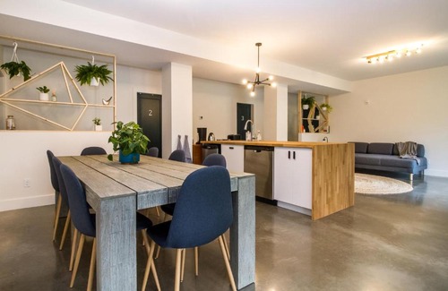 Revelstoke Bed & Breakfast | Arrows Edge Lodge
