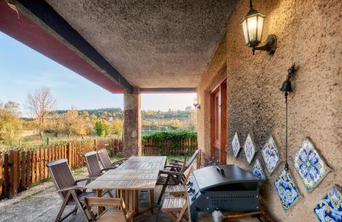 San Andres del Rabanedo Villa | Arroyo del Valle