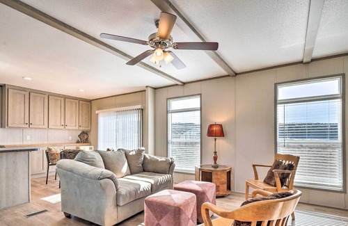 Taos House | Arroyo Hondo Home: 11 Mi to Downtown Taos!