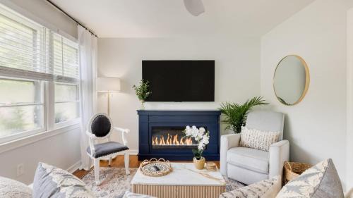 Old Village House | Arsenal Buyout by AvantStay 2 Homes Near Sullivan’s Island w Outdoor Dining