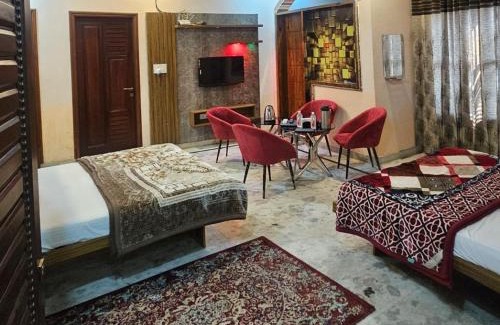 Dhampur Hotel | Arsh Hotel & Restaurant