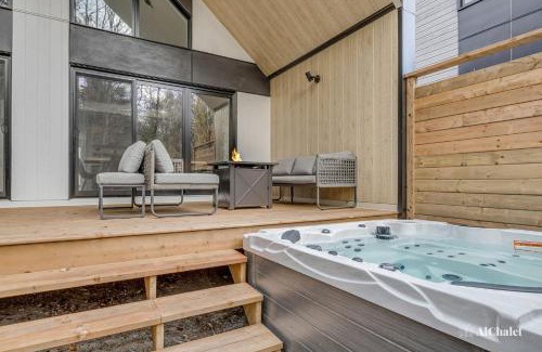 Pont-Rouge Ski Chalet | Artémis - Paisible et Familial - Spa privé