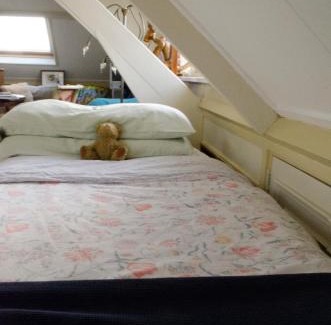 's-Graveland Bed & Breakfast | Art+bed and breakfast