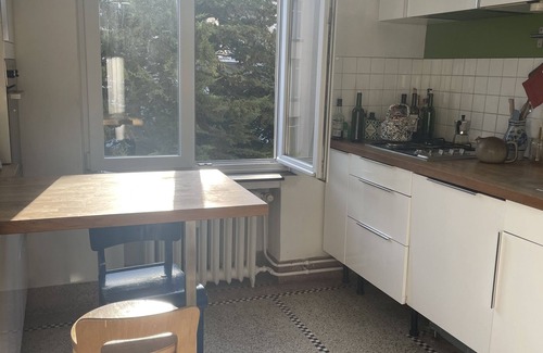 Altitude 100 Apartment | Art Deco apartment next to parc forest